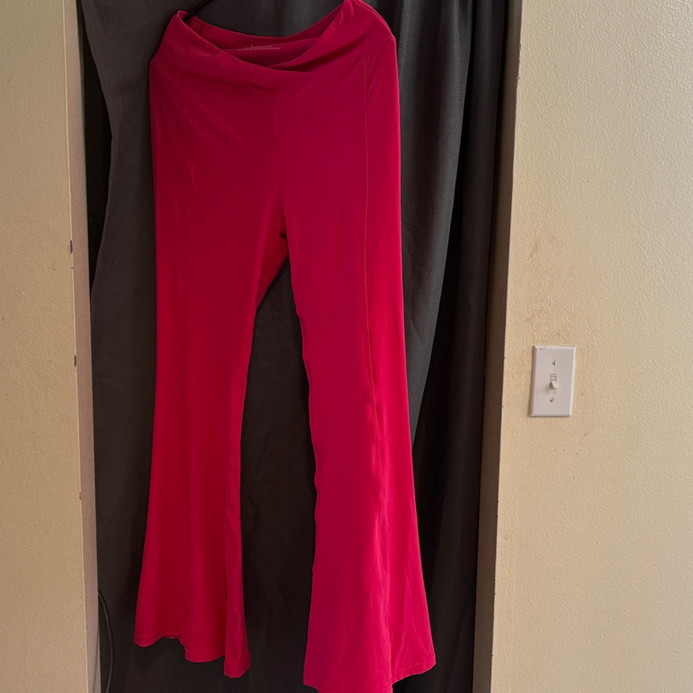 Wolven Flare Yoga Pants XL -Petite